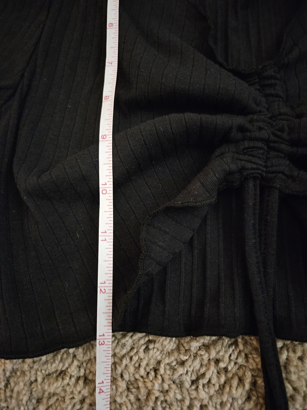SHEIN Black Ribbed Ruched Front Crop Top - Picture 6 of 6